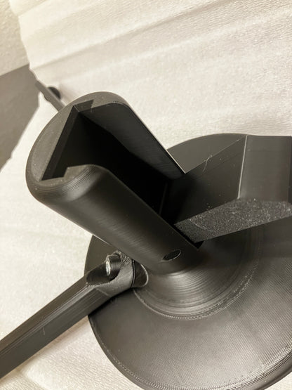 SoloMeter: Der standfeste Zollstockhalter und die Messhilfe zum alleine Messen